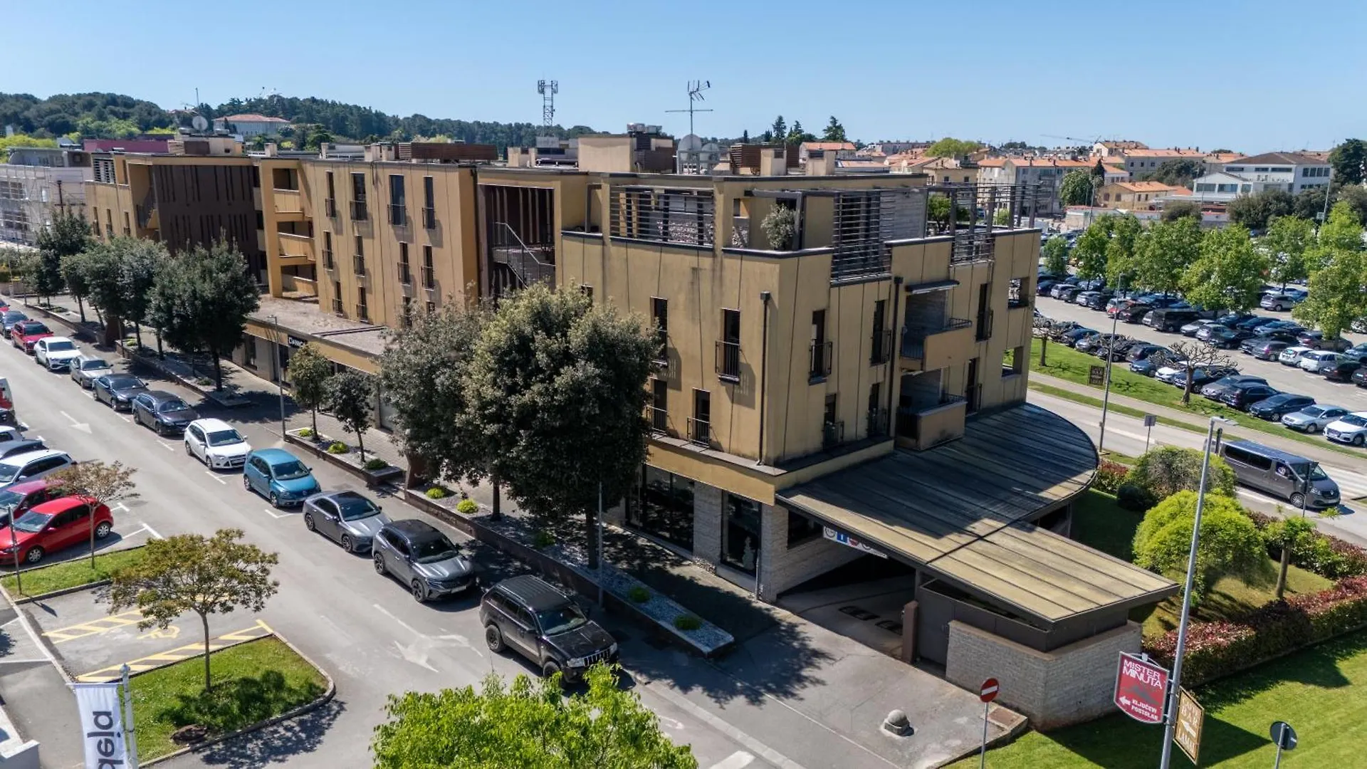 Grand Central Apartment With 3 Bedrooms In Porec! Хорватия